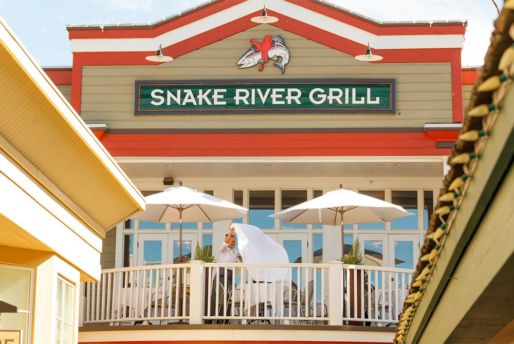 Here Are the Best Reasons to Visit Snake River Grill