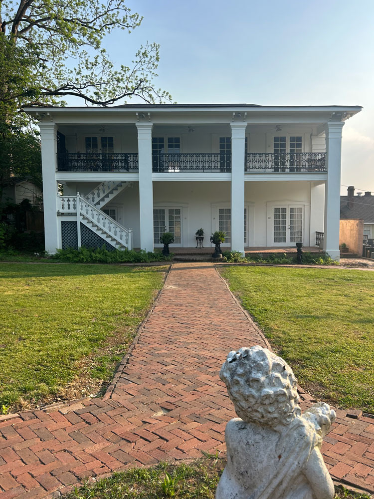 carriage house rooms at the Inn at Cedar Grove