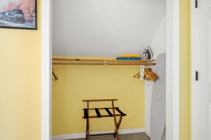 Closet with luggage rack