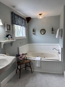 jetted tub