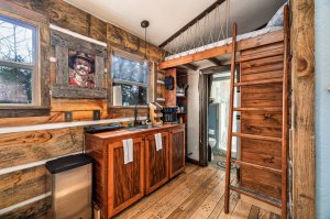 Dock Holiday Cabin Bathroom Sink