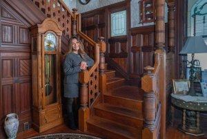 Vicki at Huddy House