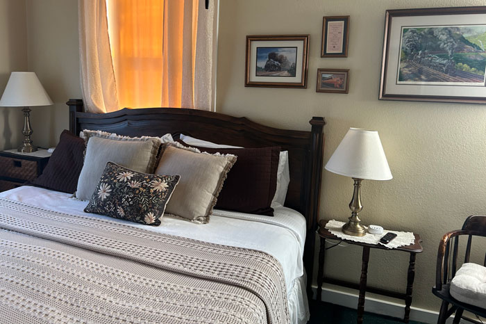 Bed and side tables