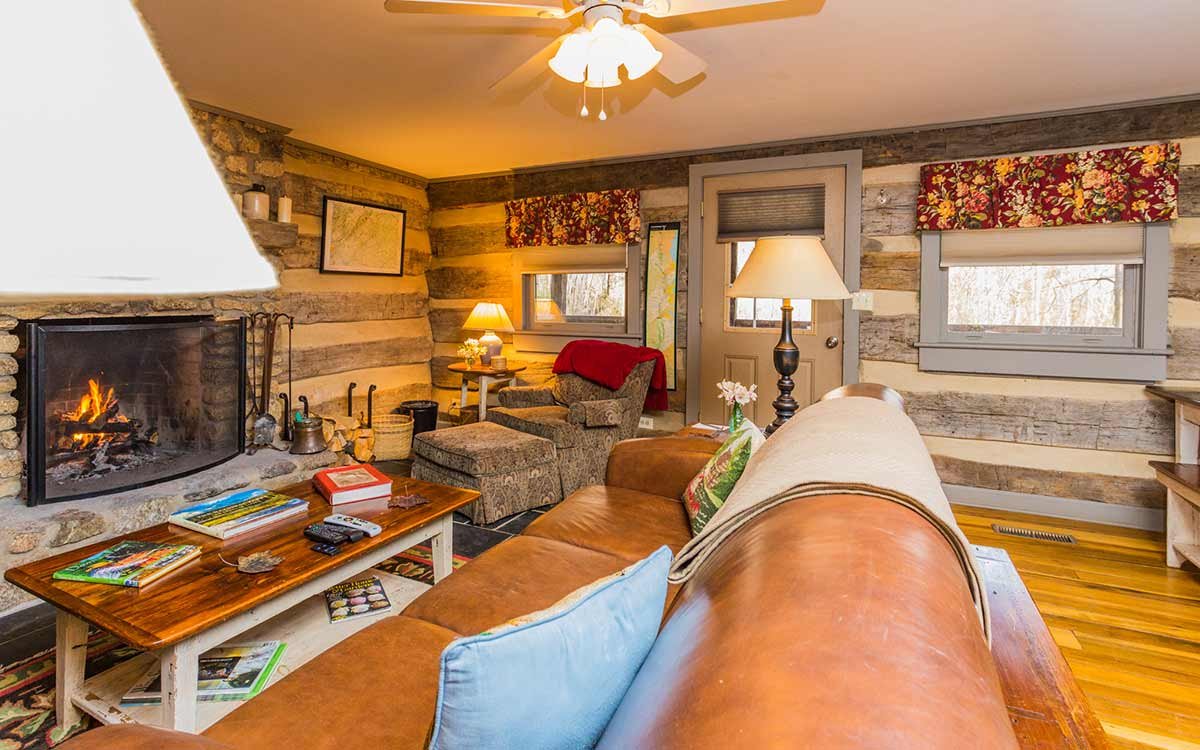 Best Airbnbs and Unique Places to Stay in Virginia With Sunshine Sol