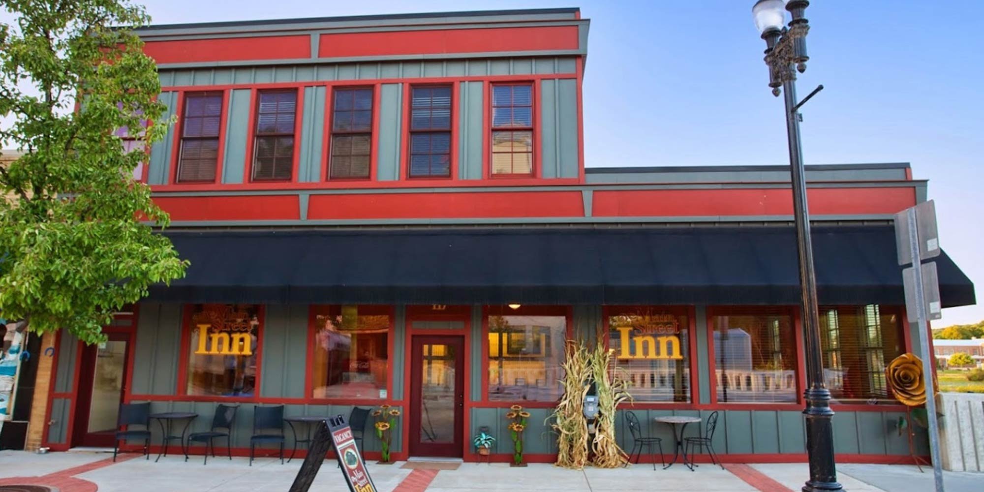 Main Street Inn - Lowell in Lowell, United States